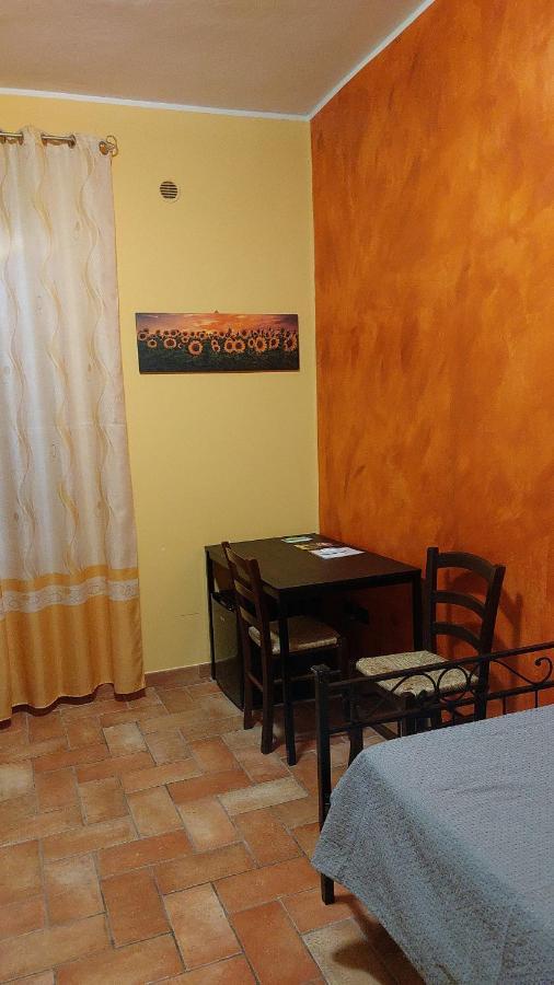 Hotel La Casa Dei Nonni à Torre Orsina Extérieur photo