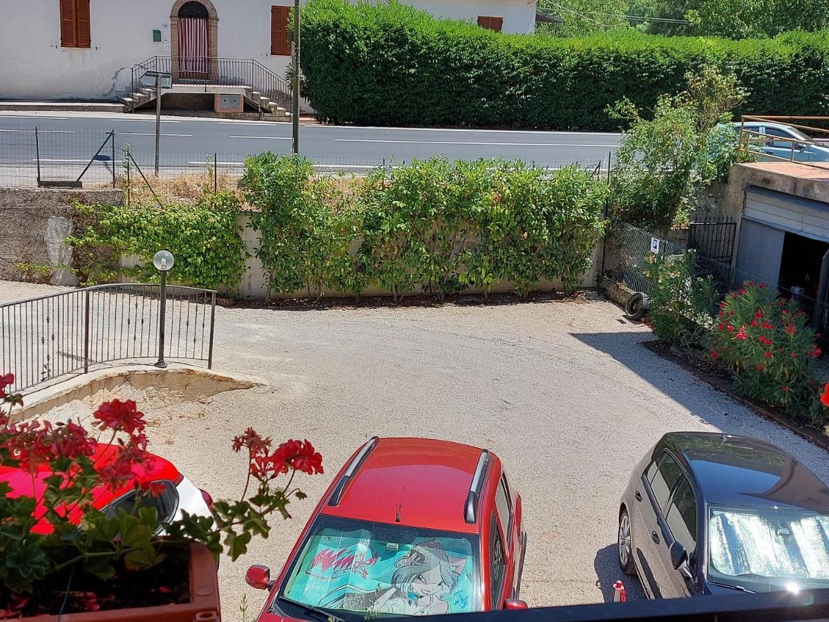 Hotel La Casa Dei Nonni à Torre Orsina Extérieur photo